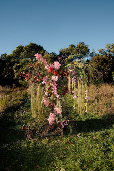 Inspiration: Early Autumn Meadow Wedding: A Modern Autumn Colour Palette